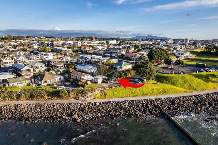 Photo of property in 42 Octavius Place, New Plymouth, 4312