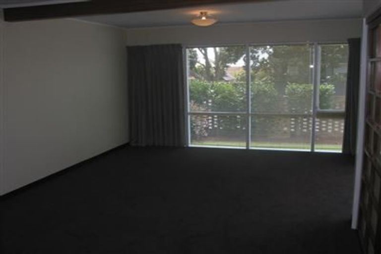 Photo of property in 2/78 Kitchener Road, Milford, Auckland, 0620