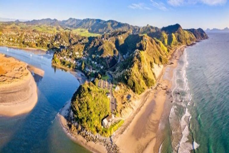 Photo of property in 13 Seabreeze Road, Mangawhai Heads, Mangawhai, 0505