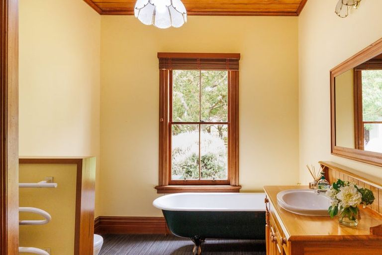 Photo of property in 435 Aranui Road, Kairanga, Palmerston North, 4475