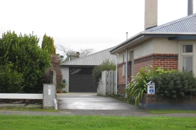 Photo of property in 766 Queens Drive, Waikiwi, Invercargill, 9810