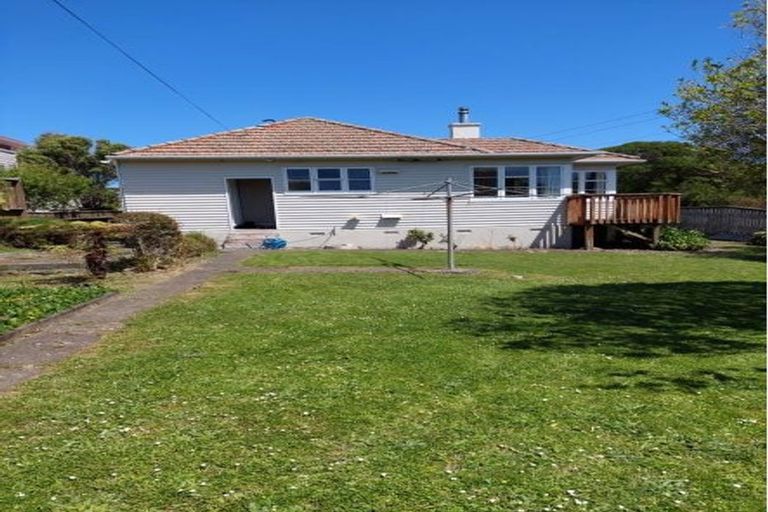 Photo of property in 3 Hindmarsh Street, Johnsonville, Wellington, 6037