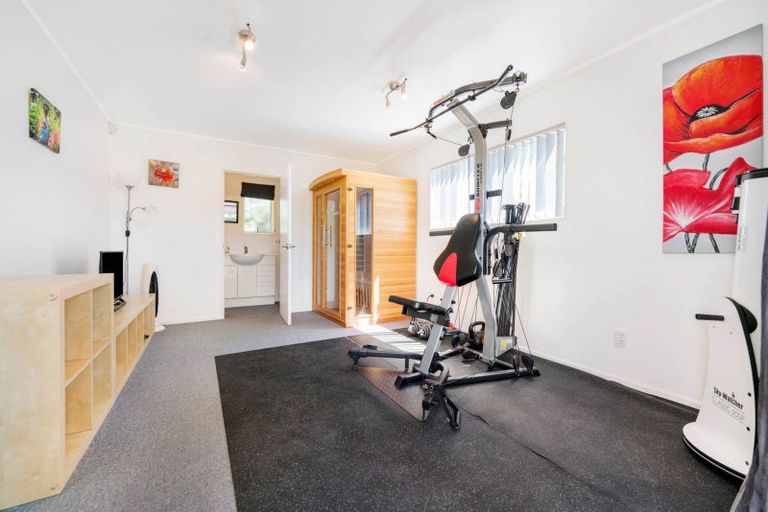 Photo of property in 68 Andrew Road, Howick, Auckland, 2010