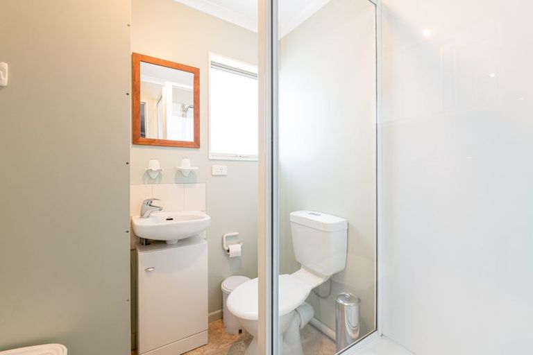 Photo of property in 57a Kestrel Heights, Arkles Bay, Whangaparaoa, 0932