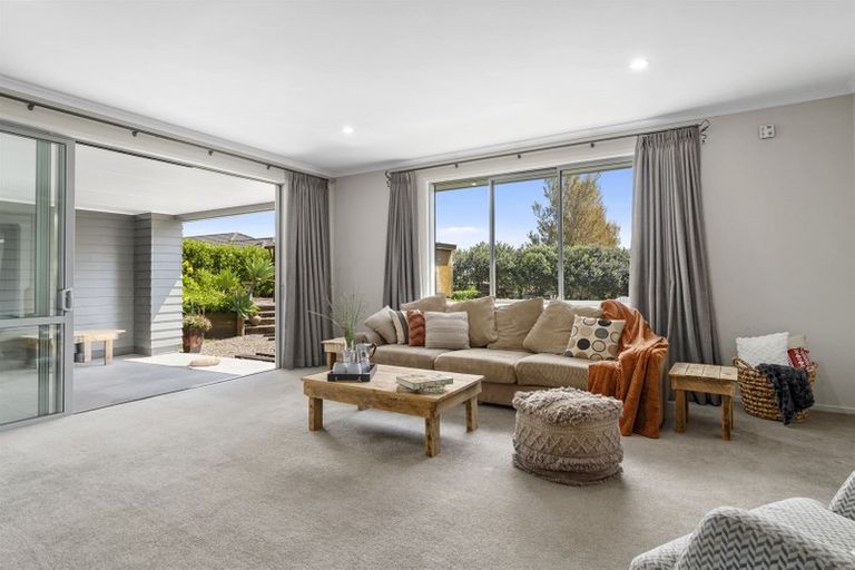 Photo of property in 9 Jason Place, Pyes Pa, Tauranga, 3112