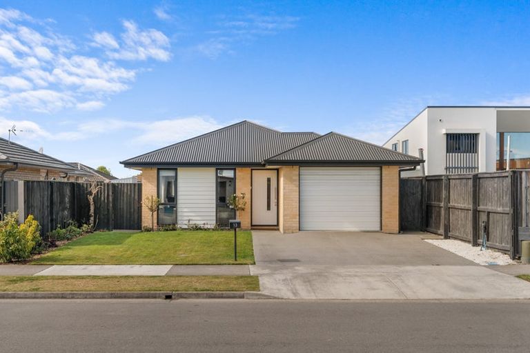 Photo of property in 13 Cleland Crescent, Kaiapoi, 7630