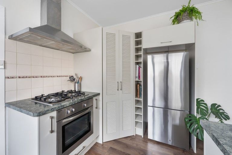 Photo of property in 38 Bedford Road, Marewa, Napier, 4110