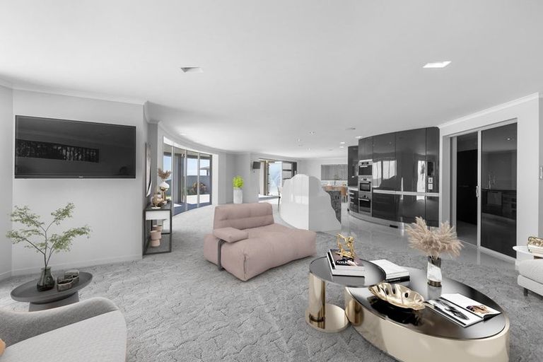 Photo of property in 18 Roy Terrace, Moturoa, New Plymouth, 4310