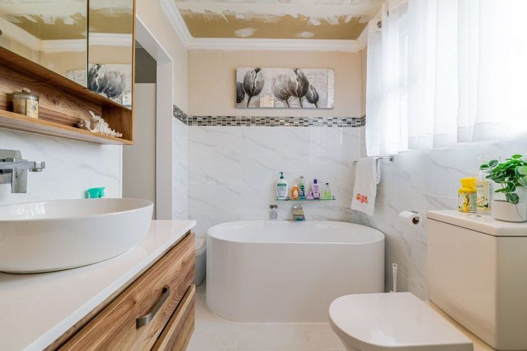 Photo of property in 46b Edward Street, Pahiatua, 4910