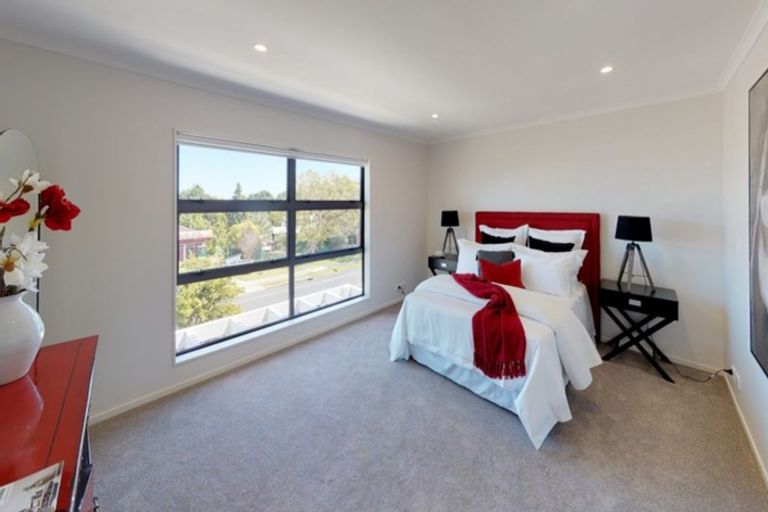 Photo of property in 47 Eugenia Rise, Totara Heights, Auckland, 2105