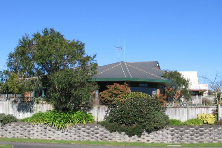 Photo of property in 99 Delamare Road, Pukete, Hamilton, 3200