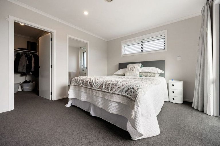 Photo of property in 15 Moemoea Place, Cambridge, 3434