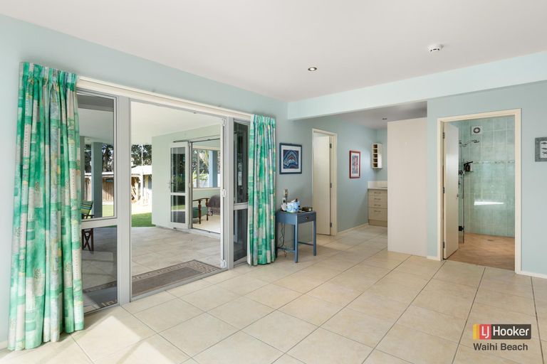 Photo of property in 221 Seaforth Road, Waihi Beach, 3611