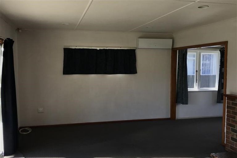 Photo of property in 1105 Cunningham Crescent, Mayfair, Hastings, 4122