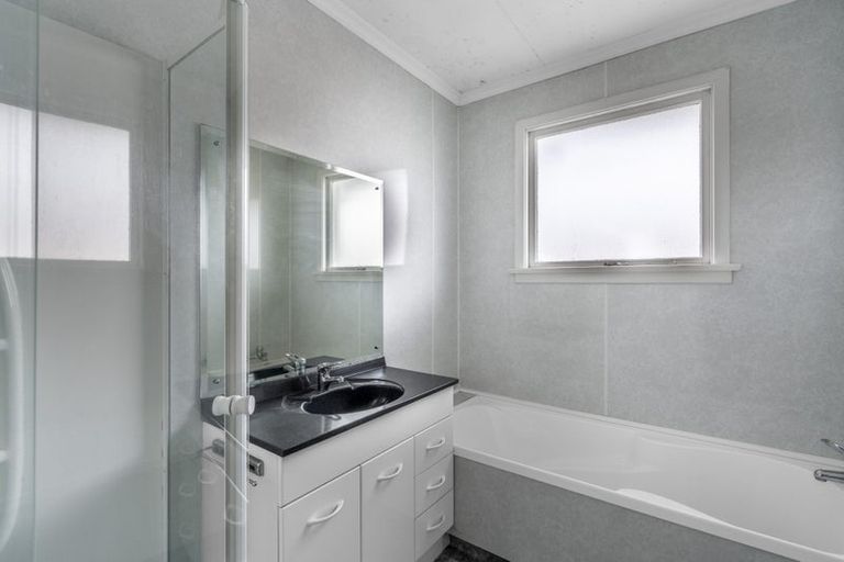 Photo of property in 12 Kinmont Crescent, Newfield, Invercargill, 9812