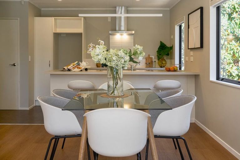 Photo of property in 168 Verbena Road, Birkdale, Auckland, 0626