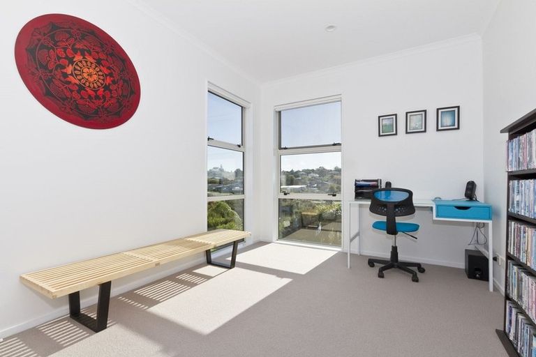 Photo of property in 3 Couldrey Crescent, Red Beach, 0932
