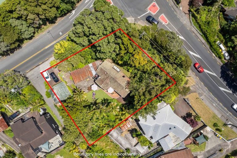 Photo of property in 270 Titirangi Road, Titirangi, Auckland, 0604