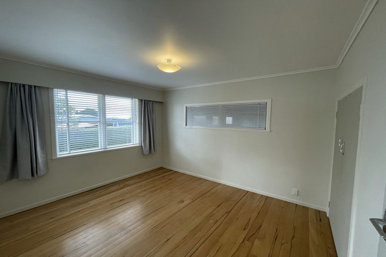 Photo of property in 1/10 Eban Avenue, Hillcrest, Auckland, 0627