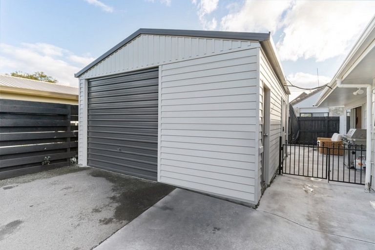 Photo of property in 90a Gloucester Road, Mount Maunganui, 3116
