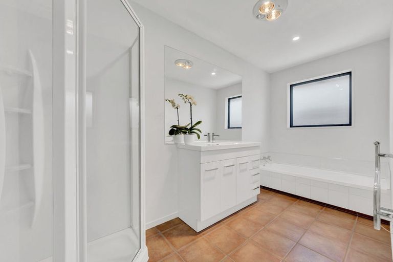 Photo of property in 21 Forest Drive, Parklands, Christchurch, 8083