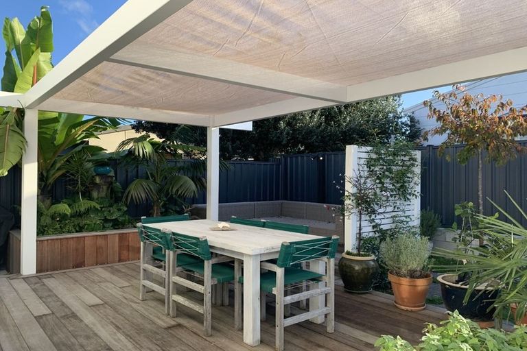 Photo of property in 62b Puketapu Road, Taradale, Napier, 4112