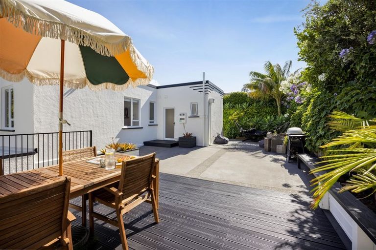 Photo of property in 26 Mclean Street, Strandon, New Plymouth, 4312