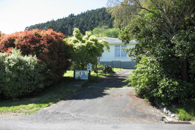 Photo of property in 19 Ngatitama Street, Nelson South, Nelson, 7010