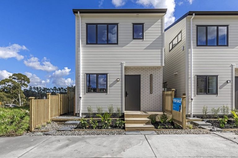 Photo of property in 624 Kerepi Street, Westgate, 0814