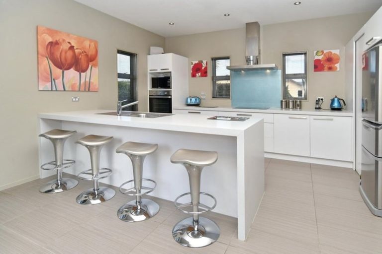 Photo of property in 24 Cedar Place, Rangiora, 7400