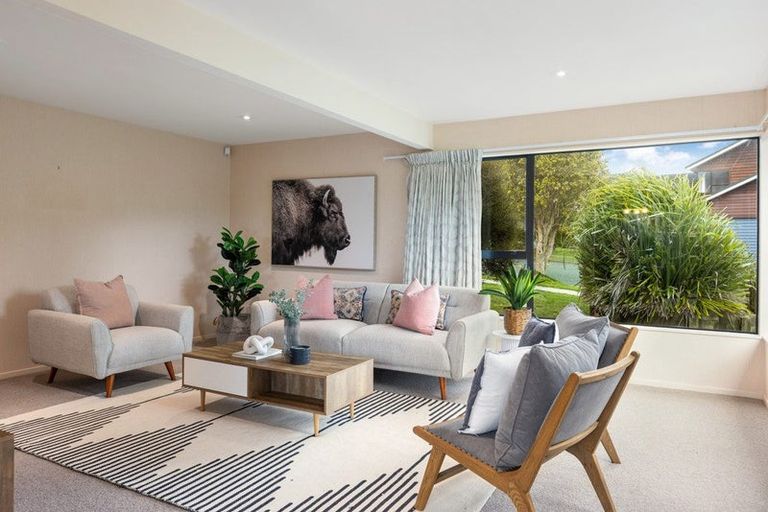 Photo of property in 52 Abilene Crescent, Churton Park, Wellington, 6037