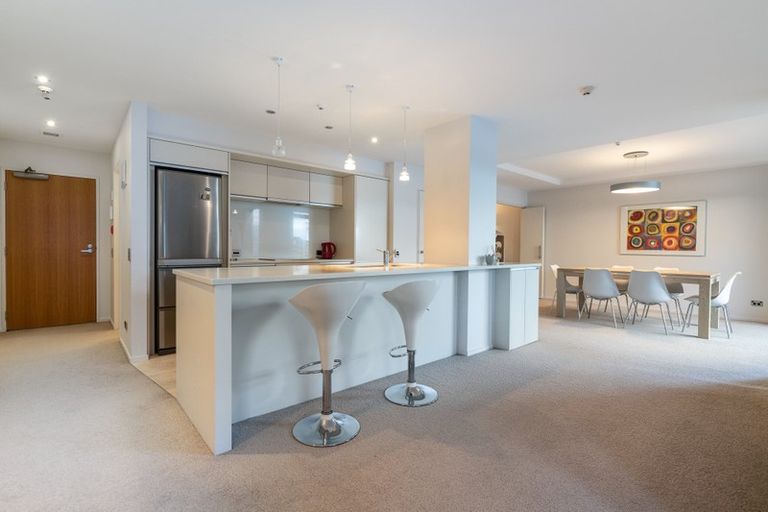 Photo of property in Vivaldi Apartments, 12/48 Marine Parade, Mount Maunganui, 3116