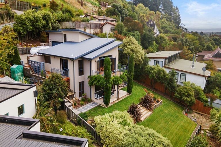 Photo of property in 8 Emerald Lane, Cashmere, Christchurch, 8022