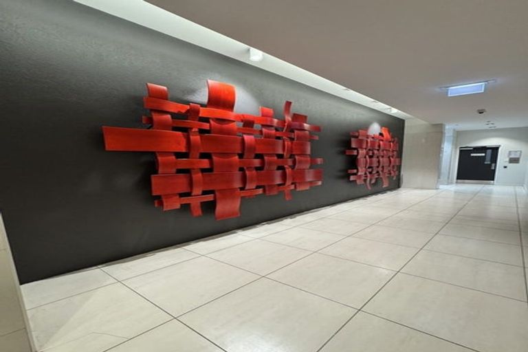 Photo of property in Piermont Apartments, 2b/82 Cable Street, Te Aro, Wellington, 6011