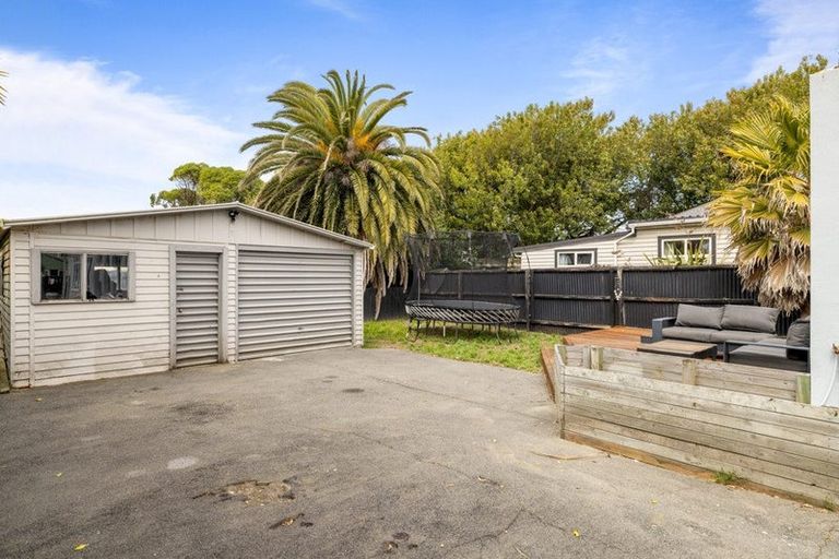 Photo of property in 111 Oram Avenue, New Brighton, Christchurch, 8061