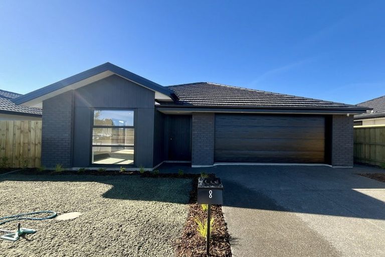 Photo of property in 8 Mehrtens Crescent, Woodend, 7691