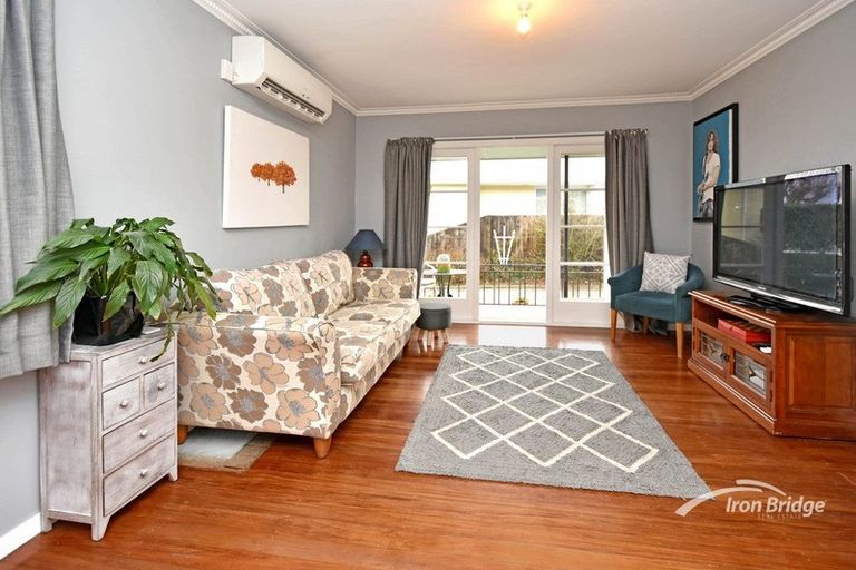 Photo of property in 9 Carbine Place, Sockburn, Christchurch, 8042