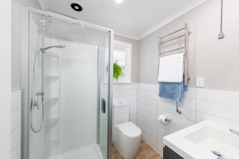 Photo of property in 32 Field Street, Silverstream, Upper Hutt, 5019