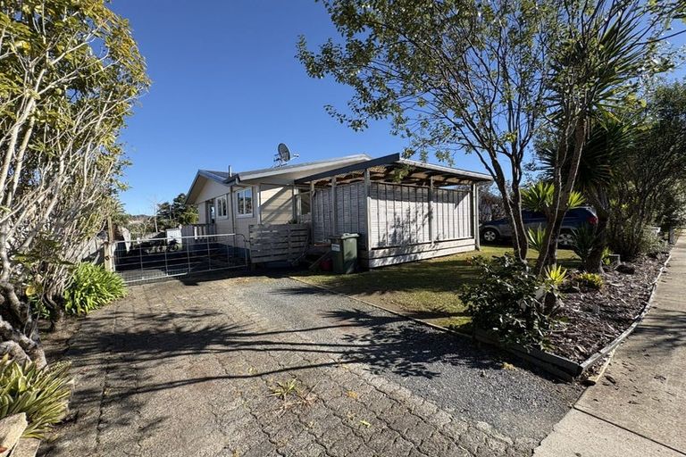 Photo of property in 40 Beazley Crescent, Tikipunga, Whangarei, 0112
