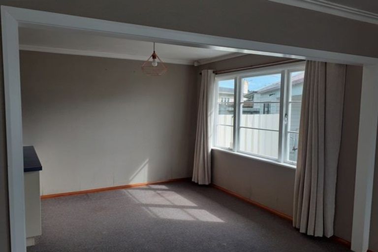 Photo of property in 12 Miles Place, Awapuni, Palmerston North, 4412