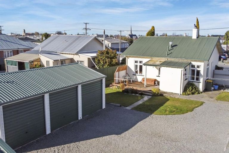 Photo of property in 28 Harris Street, Waimate, 7924