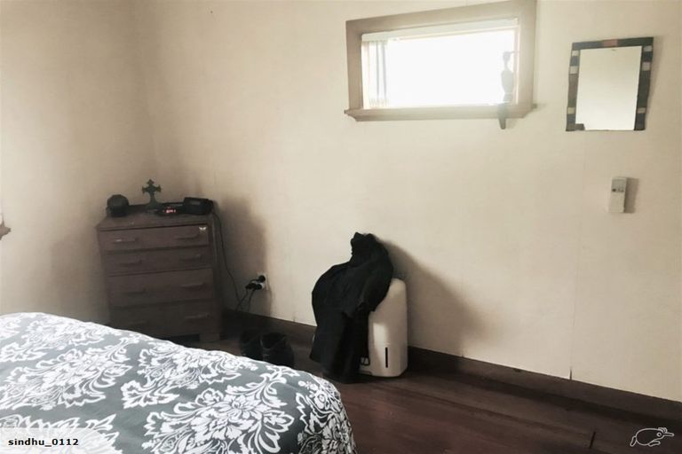 Photo of property in 137 Seabrook Avenue, New Lynn, Auckland, 0600