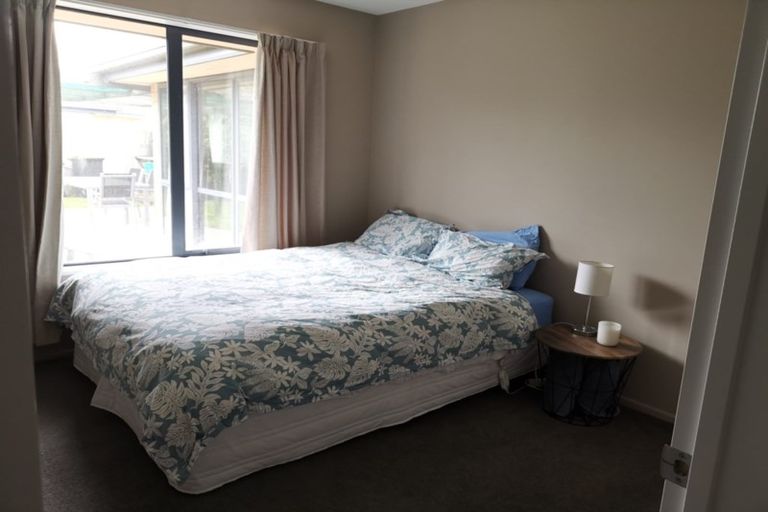 Photo of property in 33 Robinia Place, Wigram, Christchurch, 8042
