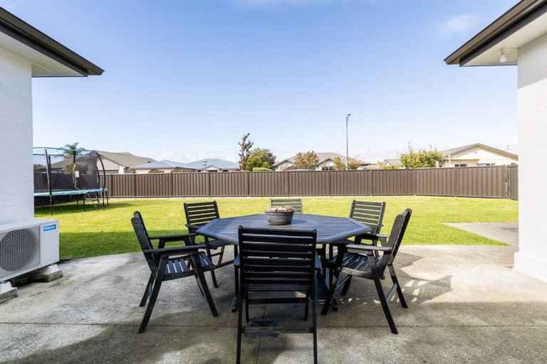 Photo of property in 33 Romanes Drive, Havelock North, 4130