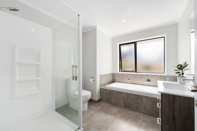 Photo of property in 29 Vogel Street, Halcombe, Feilding, 4779