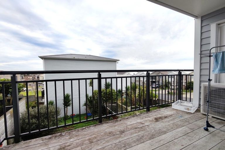 Photo of property in 21 Joseph Street, Flat Bush, Auckland, 2019