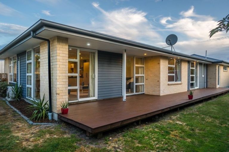 Photo of property in 303b Woodham Road, Linwood, Christchurch, 8062
