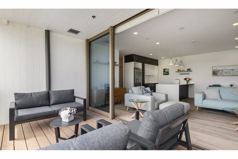 Photo of property in 202/167 Glenvar Ridge Road, Long Bay, Auckland, 0630