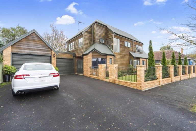 Photo of property in 12 Maeroa Road, Beerescourt, Hamilton, 3200