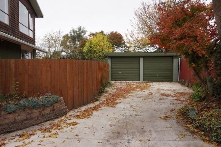 Photo of property in 66 Greendale Avenue, Avonhead, Christchurch, 8042
